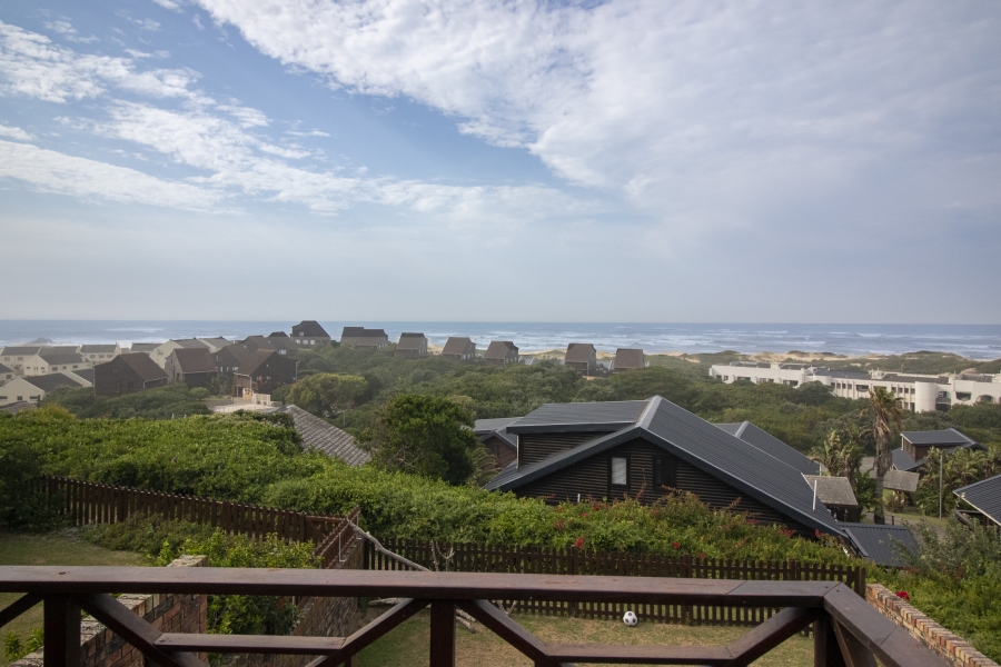 3 Bedroom Property for Sale in West Beach Eastern Cape